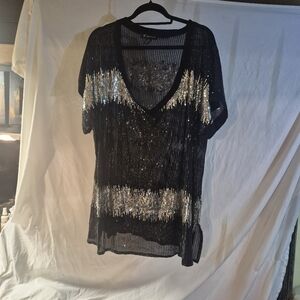 INC International Black and Silver Sequin Women's Top.    Box 23
